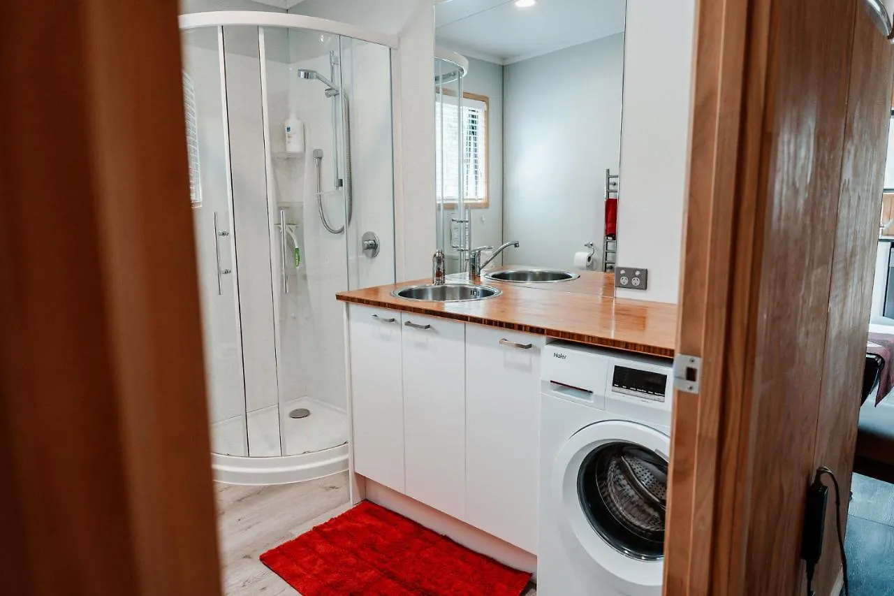 Unwind In Paradise Valley Trout At Your Door Rotorua 0*,